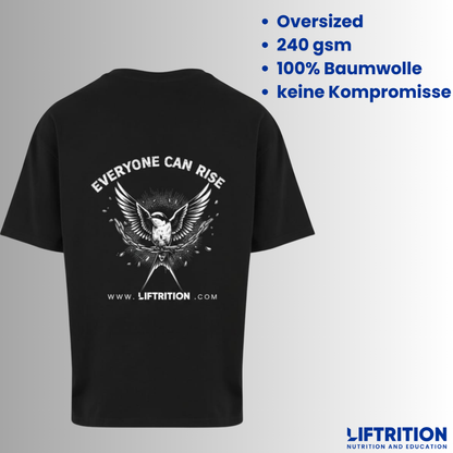 Design Schwalbe: schwarzes Oversize-T-Shirt von hinten, Druck „Everyone can rise“ mit geflügeltem Wappen.